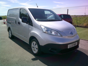 2015 Nissan E-Nv200 Tekna in Silver — image 3
