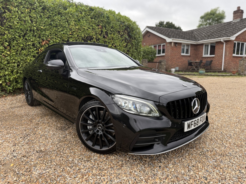 2018 Mercedes-Benz C Class 3.0 C43 V6 Amg in Black — image 1