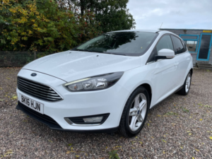 2016 Ford Focus 1.0t Ecoboost Titanium Hatchback 5dr Petrol Manual Euro 6 (s/s) (100 Ps) in White — image 2