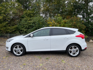 2016 Ford Focus 1.0t Ecoboost Titanium Hatchback 5dr Petrol Manual Euro 6 (s/s) (100 Ps) in White — image 6