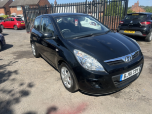 2011 Hyundai I20 1.2 Comfort in Black — image 2