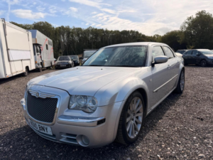 2010 Chrysler 300c 3.0 Crd V6 Srt Design 4dr in Silver — image 4