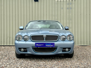 2008 Jaguar Xj 2.7 Td Sovereign 4dr in Blue — image 2