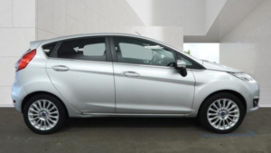 2012 Ford Fiesta 1.6 Titanium Powershift Euro 5 5dr in Silver — image 2