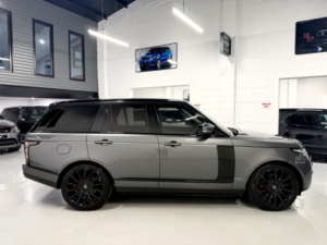 2016 Land Rover Range Rover 3.0 Td V6 Autobiography in Grey — image 5