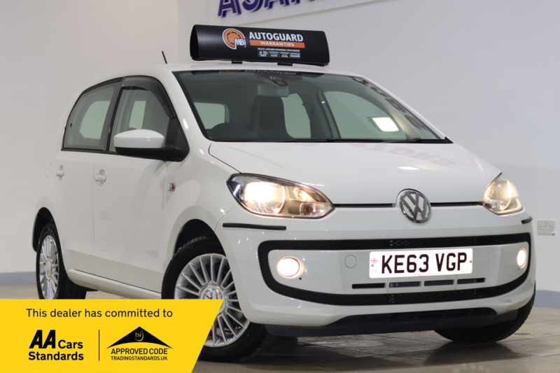 2013 Volkswagen Up! 1.0 Move Up! Asg Euro 5 5dr in White — image 1
