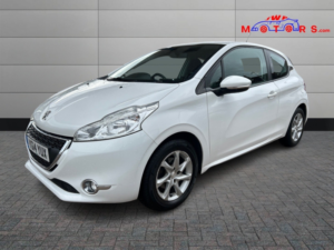 2014 Peugeot 208 1.4 E-Hdi Active in White — image 3