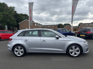 2015 Audi A3 2.0 Tdi Sport Sportback 5dr Diesel S Tronic Euro 6 (s/s) (150 Ps) in Silver — image 2