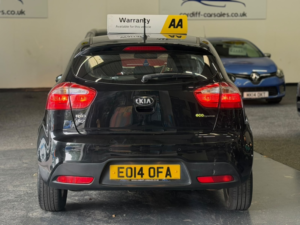 2014 Kia Rio 1.1 Crdi Ecodynamics Vr7 in Black — image 6