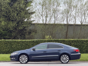2013 Volkswagen Cc 2.0 Tdi Bluemotion Tech Gt Euro 5 (s/s) 4dr in Blue — image 4