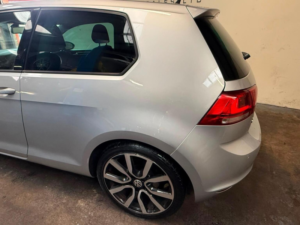 2016 Volkswagen Golf 2.0 Tdi Bluemotion Tech Gt Euro 6 (s/s) 3dr in Silver — image 5