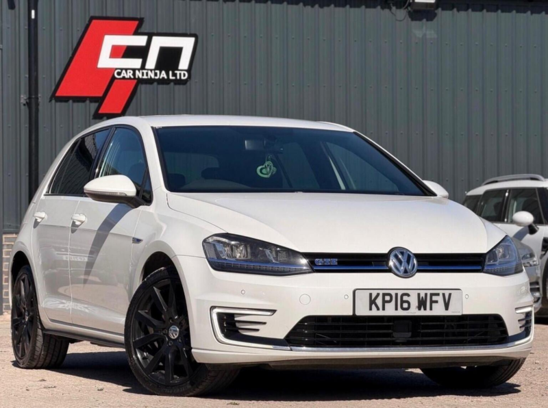 2016 Volkswagen Golf 1.4 Tsi Gte Nav DSG Euro 6 (s/s) 5dr in White — image 1