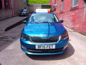2015 Skoda Fabia 1.2 Tsi Se L in Blue — image 2