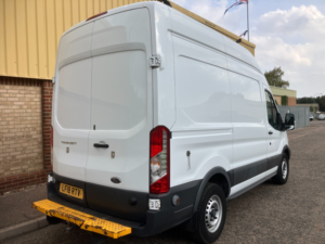 2018 Ford Transit 2.0 350 Ecoblue Panel Van 5dr Diesel Manual Fwd L2 H3 Euro 6 (130 Ps) in White — image 5