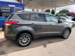 2014 Ford Kuga 2.0 Tdci Titanium SUV 5dr Diesel Manual 2WD Euro 5 (140 Ps) in Grey — image 2