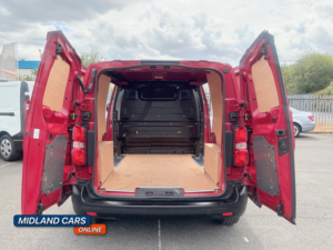 2023 Toyota Proace 1.5 D Active in Red — image 3