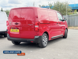 2023 Toyota Proace 1.5 D Active in Red — image 5