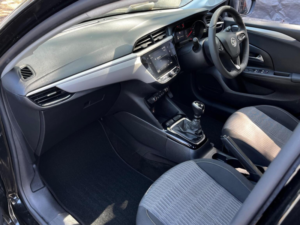 2023 Vauxhall Corsa 1.2 Turbo Design Euro 6 (s/s) 5dr in Black — image 2