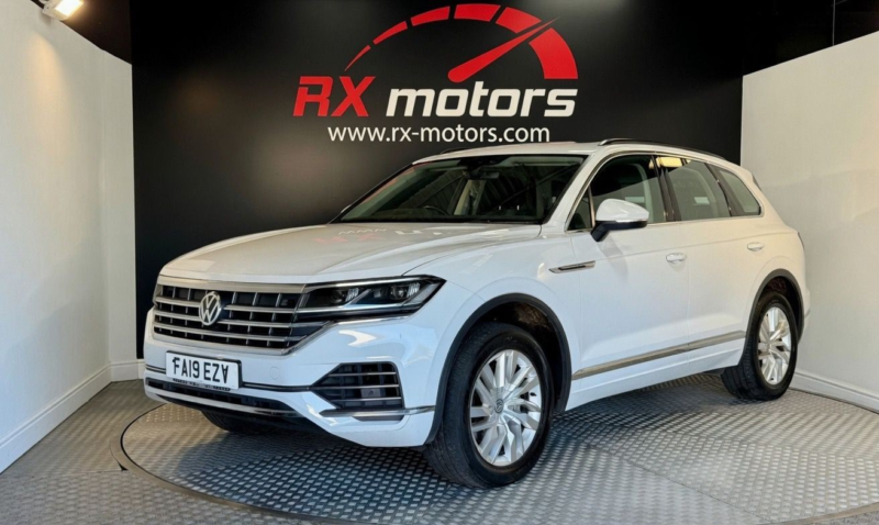 2019 Volkswagen Touareg 3.0 Tdi V6 Sel in White — image 1