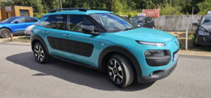 2015 Citroen C4 Cactus 1.6 Bluehdi Flair in Blue — image 2