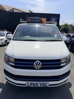 2016 Volkswagen Transporter 2.0 Tdi T28 Bluemotion Tech Startline in White — image 5