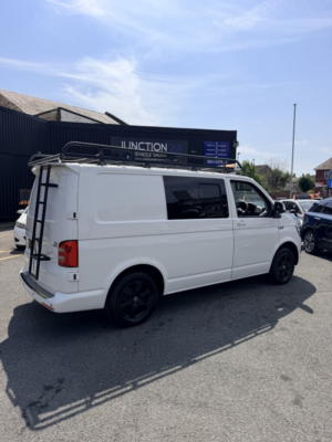 2016 Volkswagen Transporter 2.0 Tdi T28 Bluemotion Tech Startline in White — image 6