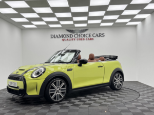 2022 MINI Convertible 2.0 Convertible Cooper S Exclusive in Yellow — image 3