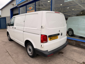 2023 Volkswagen Transporter 2.0 Tdi T32 Startline Panel Van 5dr Diesel Manual Fwd Swb Euro 6 110 Ps in White — image 5