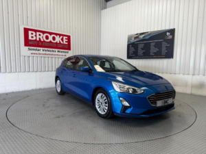 2018 Ford Focus 1.0t Ecoboost Titanium Euro 6 (s/s) 5dr in Blue — image 5