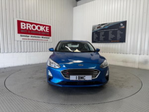 2018 Ford Focus 1.0t Ecoboost Titanium Euro 6 (s/s) 5dr in Blue — image 6