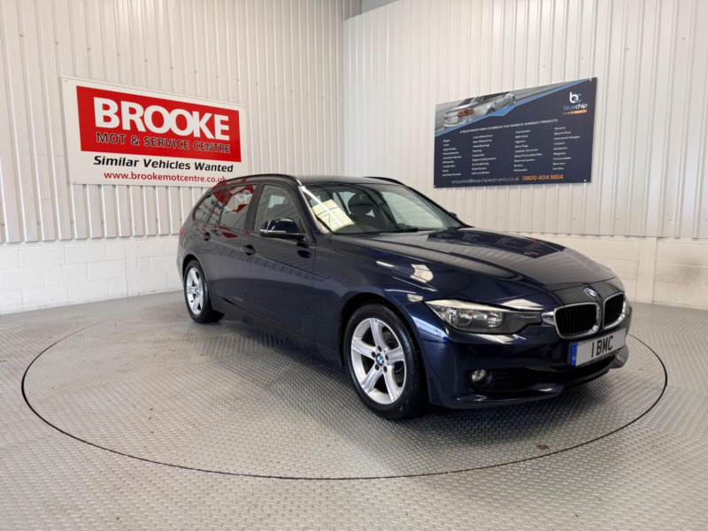 2014 BMW 3 Series 2.0 320i Se Touring Euro 6 (s/s) 5dr in Blue — image 1