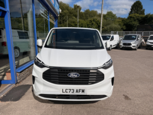2024 Ford Transit Custom 2.0 300 Ecoblue Limited Panel Van 5dr Diesel Manual L2 H1 Euro 6 136 Ps in White — image 3