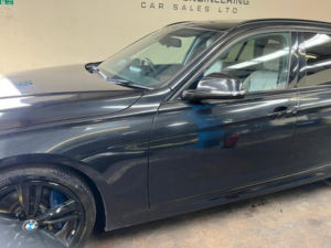 2015 BMW 3 Series 2.0 320d M Sport Touring Auto Euro 5 (s/s) 5dr in Black — image 3