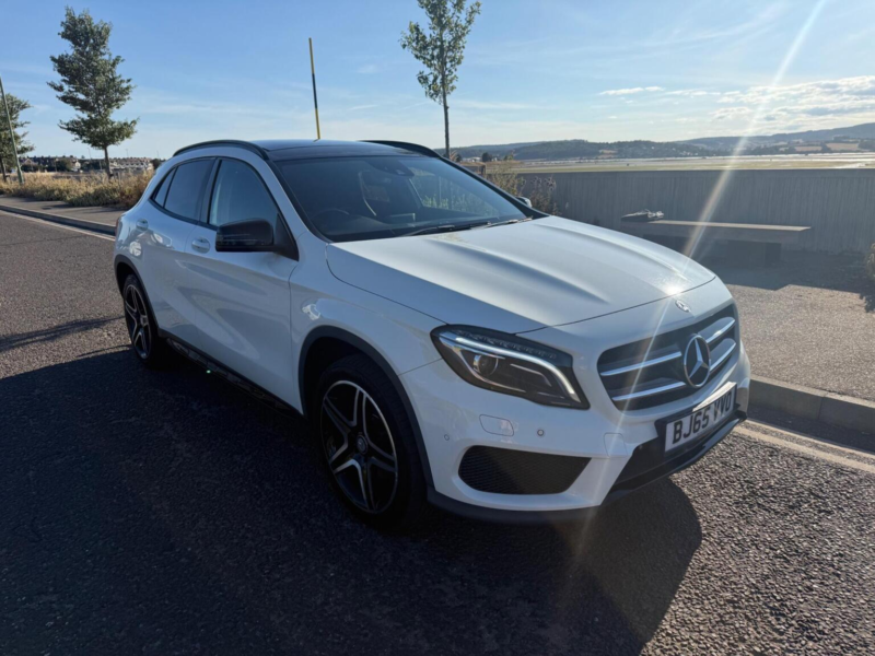 2015 Mercedes-Benz Gla 2.1 Gla220d Amg Line (premium Plus) 7g-Dct 4matic Euro 6 (s/s) 5dr in White — image 1