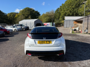 2016 Honda Civic 1.6 I-Dtec Se Plus (navi) Euro 5 (s/s) 5dr in White — image 4