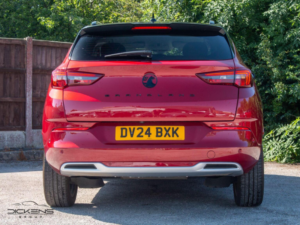 2024 Vauxhall Grandland 1.2 Turbo Ultimate Euro 6 (s/s) 5dr in Red — image 6