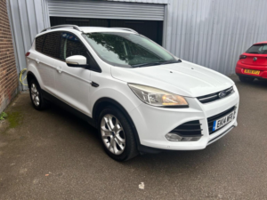 2014 Ford Kuga 2.0 Tdci Titanium 2WD Euro 5 5dr in White — image 2