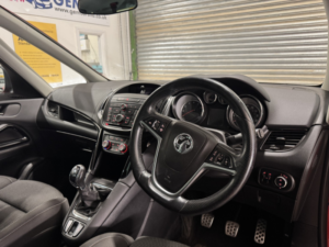 2016 Vauxhall Zafira Tourer 1.4 I Turbo Sri in Red — image 2