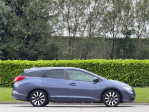 2014 Honda Civic 1.6 I-Dtec Sr Tourer Euro 5 (s/s) 5dr in Blue — image 2