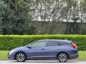 2014 Honda Civic 1.6 I-Dtec Sr Tourer Euro 5 (s/s) 5dr in Blue — image 4