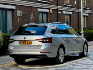 2019 Skoda Superb 2.0 Tdi Se L Executive DSG Euro 6 (s/s) 5dr in Silver — image 6