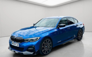 2019 BMW 3 Series 2.0 320i M Sport Auto Euro 6 (s/s) 4dr in Blue — image 3