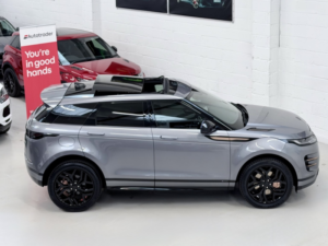 2019 Land Rover Range Rover Evoque 2.0 D180 R-Dynamic Se in Grey — image 5