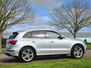 2012 Audi Q5 2.0 Tfsi S Line Plus Tiptronic Quattro Euro 5 (s/s) 5dr in Silver — image 4