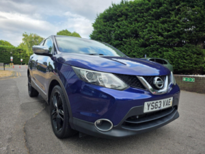 2014 Nissan Qashqai 1.2 Dig-T Acenta Premium 2WD Euro 5 (s/s) 5dr in Blue — image 2