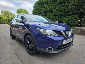 2014 Nissan Qashqai 1.2 Dig-T Acenta Premium 2WD Euro 5 (s/s) 5dr in Blue — image 5