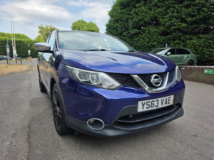 2014 Nissan Qashqai 1.2 Dig-T Acenta Premium 2WD Euro 5 (s/s) 5dr in Blue — image 6