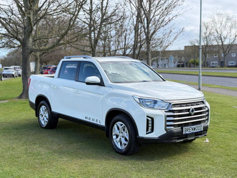 2025 Kgm Musso 2.2d Rebel Pickup Double Cab 4dr Diesel Auto 4WD Euro 6 (202 Ps) in White — image 1