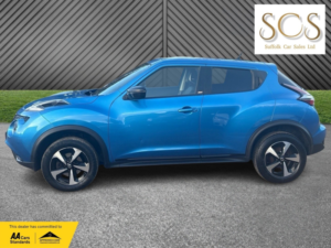 2018 Nissan Juke 1.6 Bose Personal Edition Automatic in Blue — image 4