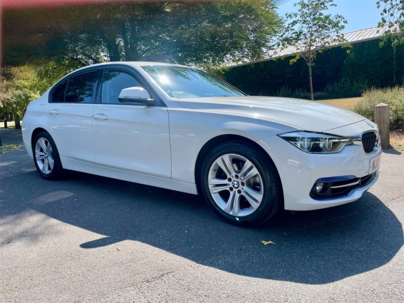 2018 BMW 3 Series 1.5 318i Sport Saloon 4dr Petrol Auto Euro 6 (s/s) (136 Ps) in White — image 1